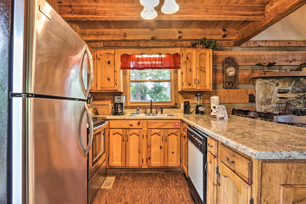 Gatlinburg Escape With Hot Tub, Deck And Mtn View Villa Esterno foto
