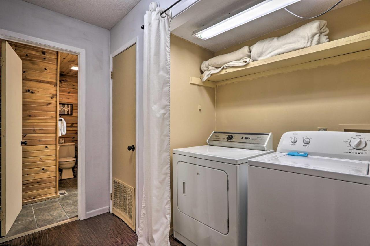 Gatlinburg Escape With Hot Tub, Deck And Mtn View Villa Esterno foto