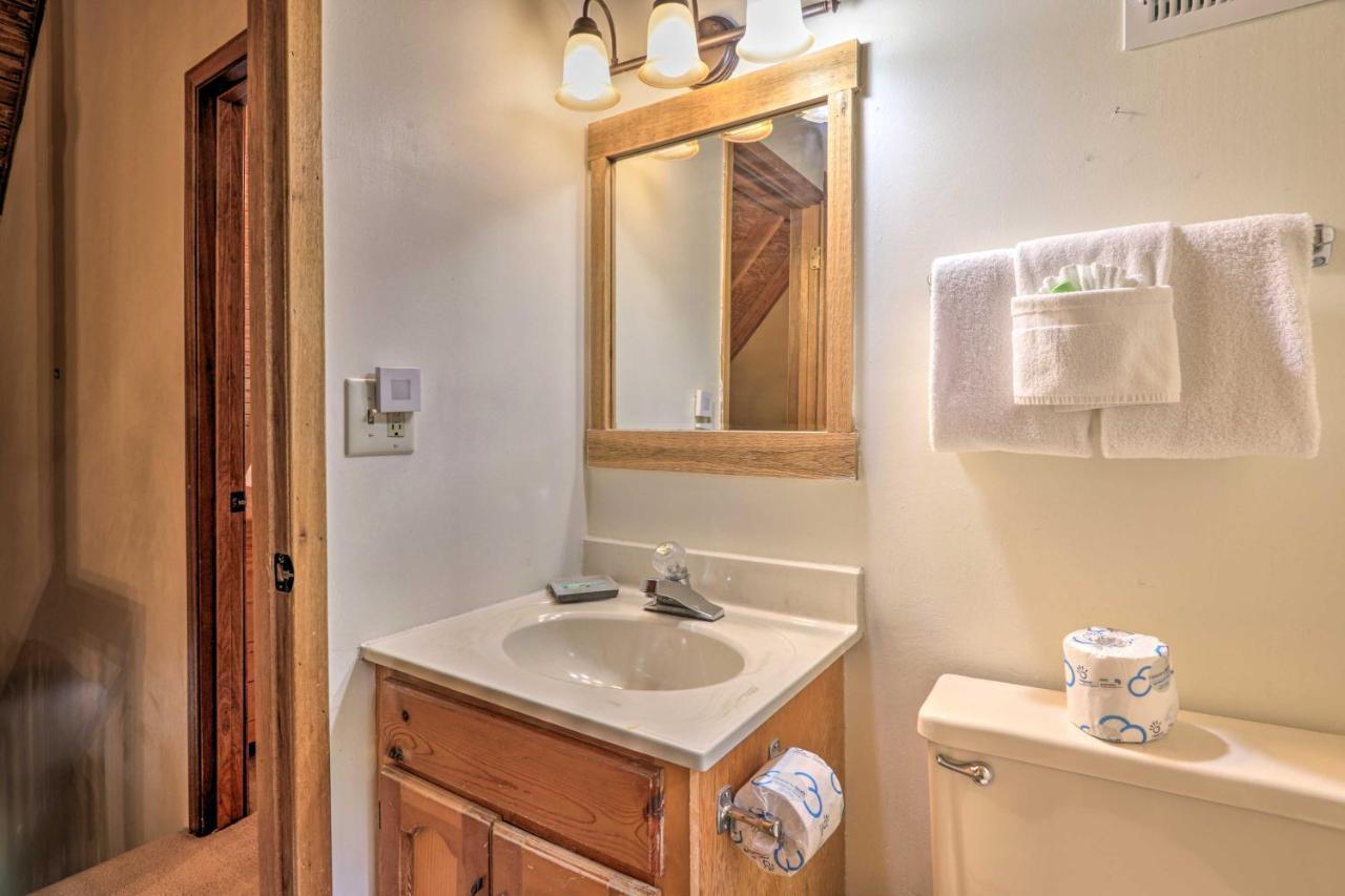 Gatlinburg Escape With Hot Tub, Deck And Mtn View Villa Esterno foto